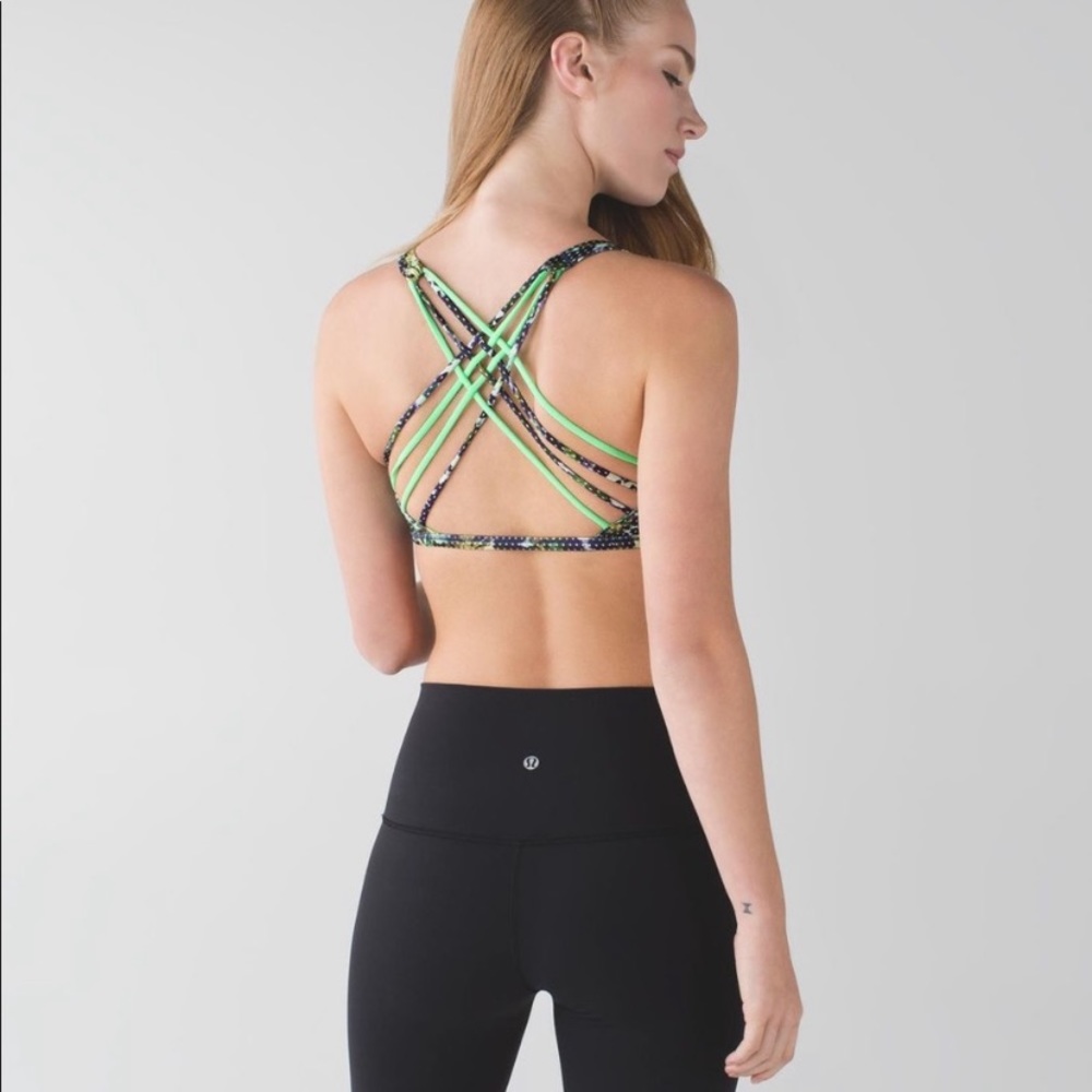 Lululemon Athletica born to be wild sports bra size:4